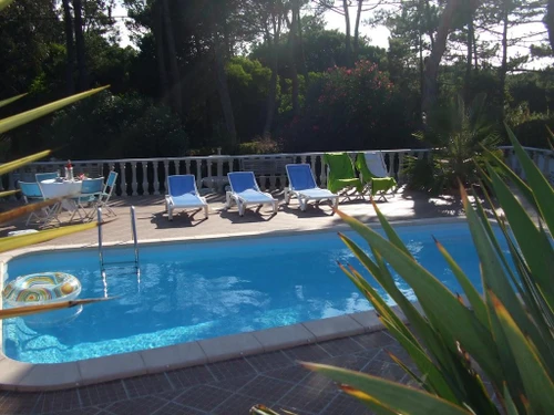 Villa Colares-Praia das Maçãs, 2 Schlafzimmer, 4 Personen - photo_1011741326786