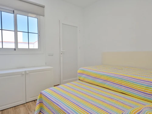 Apartment Abades, 2 bedrooms, 4 persons - photo_1011741340045