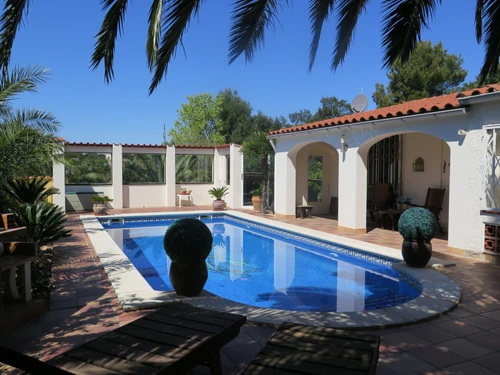 Villa Roses, 3 Schlafzimmer, 6 Personen - photo_1011602685975