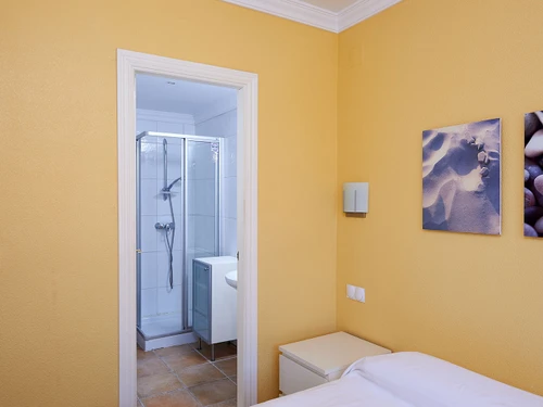 Apartamento Oliva, 3 dormitorios, 6 personas - photo_1011742452400