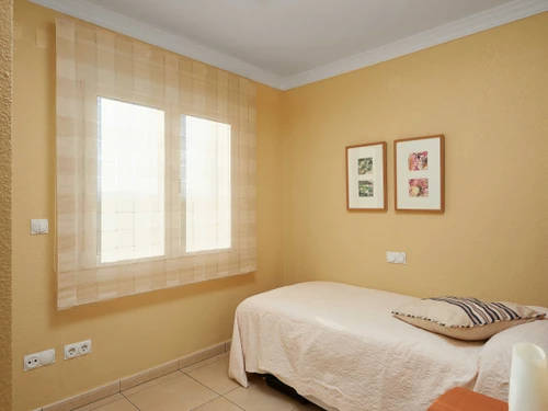 Apartamento Oliva, 3 dormitorios, 6 personas - photo_1011742452535