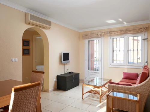 Apartamento Oliva, 3 dormitorios, 6 personas - photo_1011742452535