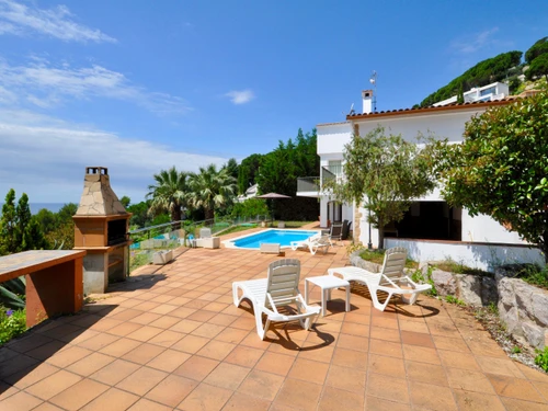 Villa Lloret de Mar, 4 bedrooms, 14 persons - photo_17569550399