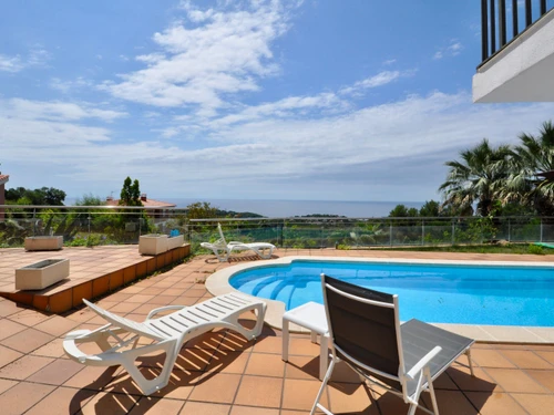 Villa Lloret de Mar, 4 bedrooms, 14 persons - photo_17569550399
