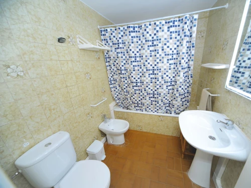 Apartamento Benicasim, 3 dormitorios, 6 personas - photo_1011745274916