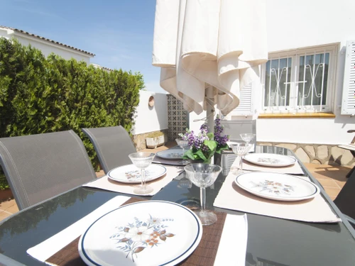 Villa L'Escala, 3 dormitorios, 7 personas - photo_1011748068551