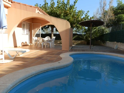 Casa Deltebre, 3 dormitorios, 6 personas - photo_17625909832