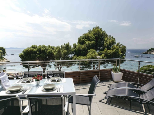 Apartment Roses, 2 bedrooms, 4 persons - photo_1011749510917