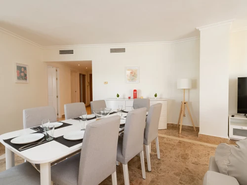 Apartment San Pedro de Alcántara, 4 bedrooms, 8 persons - photo_1011745300830