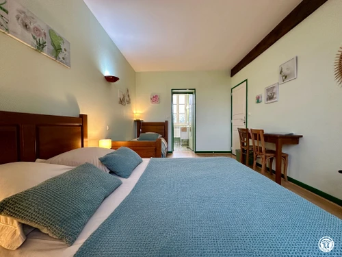 Guestroom Clamerey, estudio, 3 personas - photo_1011751756943