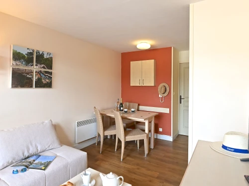 Apartment Saint-Raphaël, studio flat, 4 persons - photo_17315871011