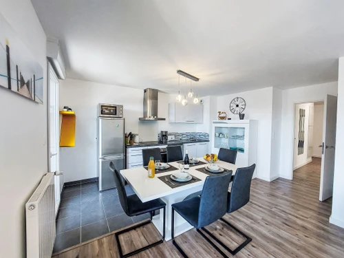 Apartment Arzon, 2 bedrooms, 4 persons - photo_1011738935243