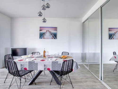 Apartment Six-Fours-les-Plages, 2 bedrooms, 4 persons - photo_19749044643