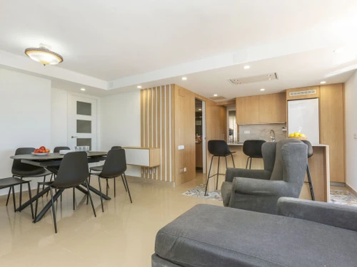 Apartamento Torredembarra, 4 dormitorios, 8 personas - photo_14563389912