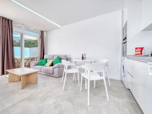 Apartment Puerto del Carmen, 2 bedrooms, 4 persons - photo_1011759123807