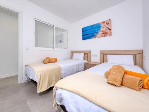 Apartment Puerto del Carmen, 2 bedrooms, 4 persons - photo_1011759123807