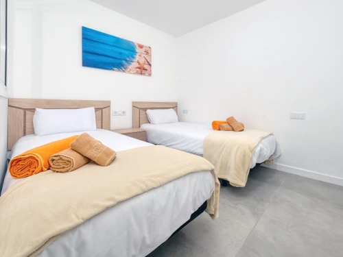Apartment Puerto del Carmen, 2 bedrooms, 4 persons - photo_1011759123807