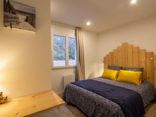 Gasthaus Château-l'Évêque, 4 Schlafzimmer, 10 Personen - photo_1011759866555