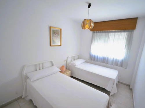 Apartamento Benicasim, 3 dormitorios, 8 personas - photo_1011745271730