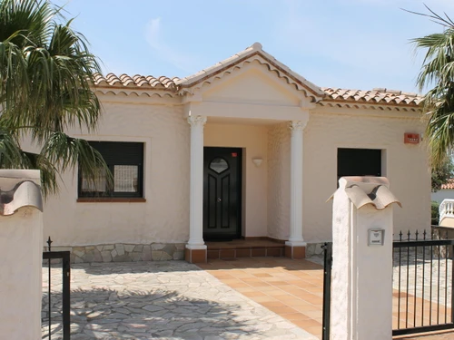 Maison Roses, 4 pièces, 6 personnes - photo_1011762705002