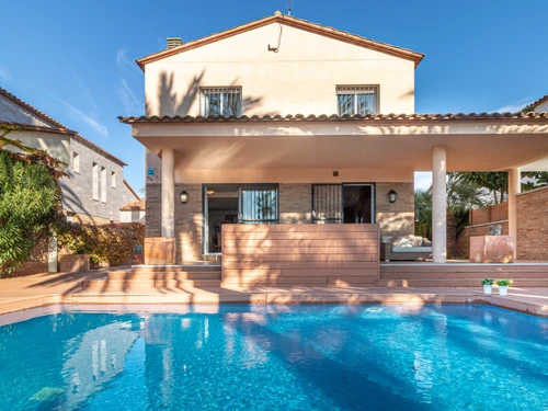 Villa Empuriabrava, 6 bedrooms, 10 persons - photo_19081729707