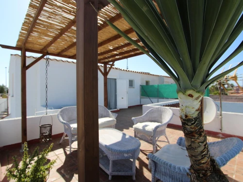 Casa Deltebre, 4 dormitorios, 8 personas - photo_17625910188