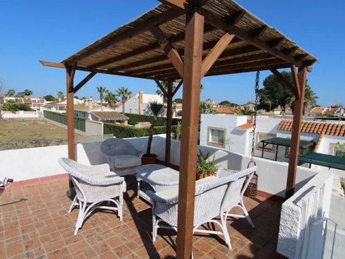 Casa Deltebre, 4 dormitorios, 8 personas - photo_17625910188