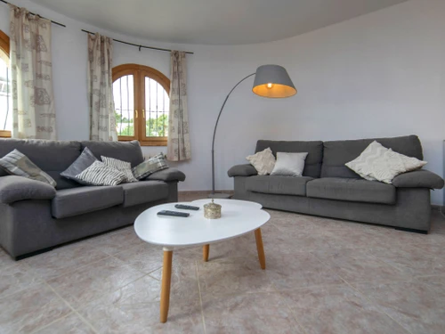 Ferienhaus Calp, 3 Schlafzimmer, 6 Personen - photo_17723280354