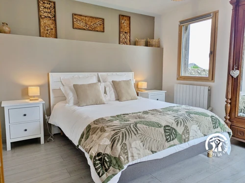 Gîte Sainte-Suzanne-et-Chammes, 4 pièces, 6 personnes - photo_15084979753