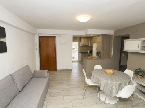 Apartment Salou, 2 bedrooms, 6 persons - photo_17805705041