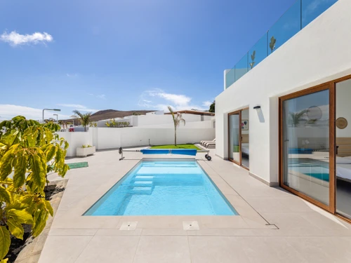 Villa Playa Blanca, 4 dormitorios, 8 personas - photo_1011768914218