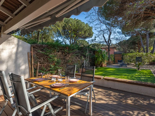 Apartment Le Lavandou, 2 bedrooms, 6 persons - photo_1011681243787