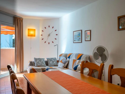 Apartamento Torredembarra, 2 dormitorios, 4 personas - photo_18448274700