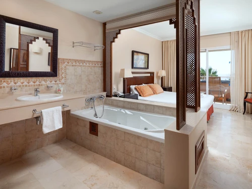 Apartamento Las Lagunas de Mijas, 2 dormitorios, 6 personas - photo_1011773803867