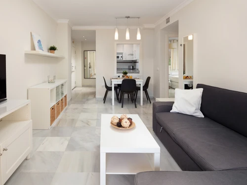 Apartment Benalmádena, 2 bedrooms, 4 persons - photo_1011773804921
