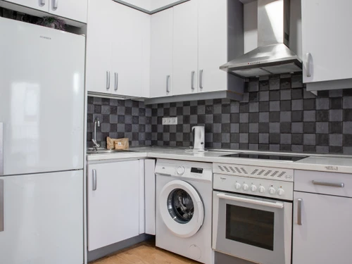 Apartment Madrid, 3 bedrooms, 8 persons - photo_1011773849880