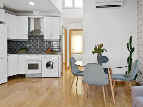 Apartment Madrid, 2 bedrooms, 6 persons - photo_1011773850151