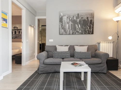 Apartment Madrid, 2 bedrooms, 6 persons - photo_1011773850865