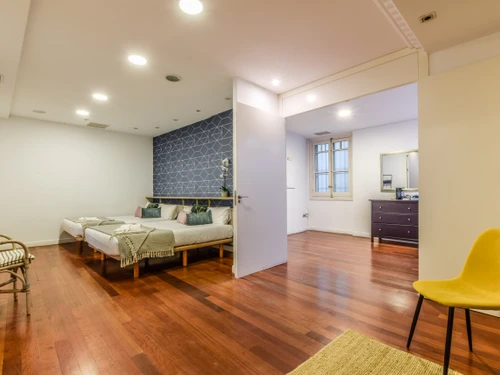 Apartment Madrid, 3 bedrooms, 12 persons - photo_1011773851301