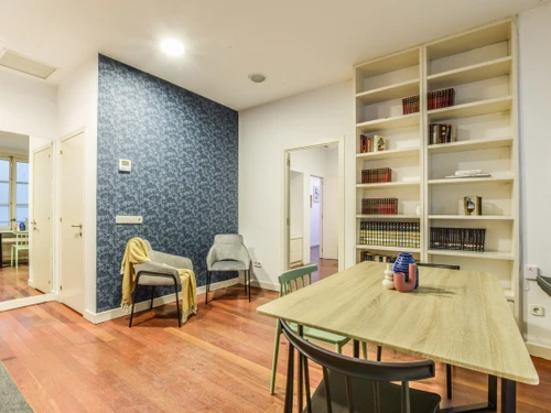 Apartment Madrid, 3 bedrooms, 12 persons - photo_1011773851301