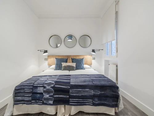 Apartment Madrid, 2 bedrooms, 6 persons - photo_1011773851580