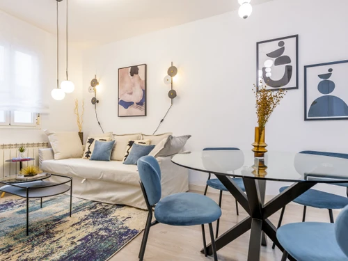 Apartment Madrid, 2 bedrooms, 6 persons - photo_1011773854241