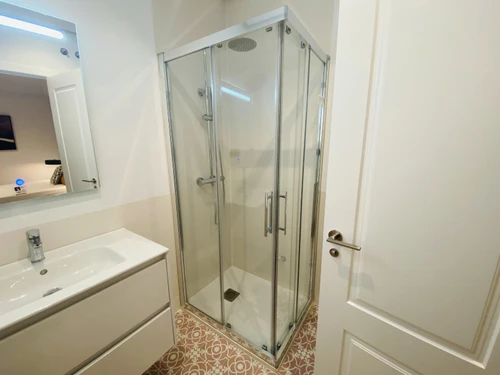 Studio Madrid, studio flat, 2 persons - photo_1011773854975