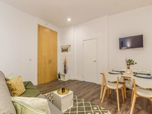 Studio Madrid, studio flat, 4 persons - photo_1011773855111