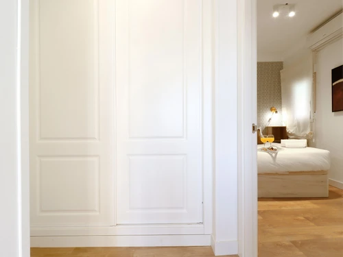 Apartment Madrid, 1 bedroom, 2 persons - photo_1011773855385