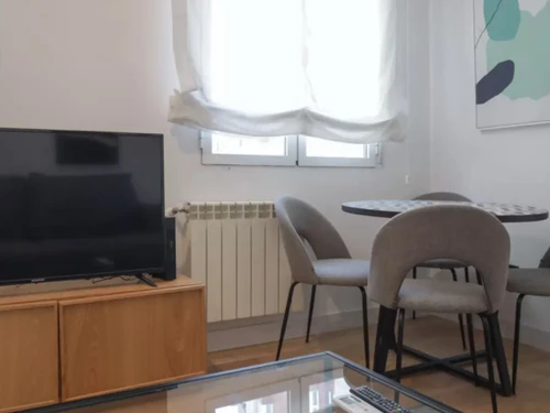 Apartment Madrid, 1 bedroom, 4 persons - photo_1011773855659