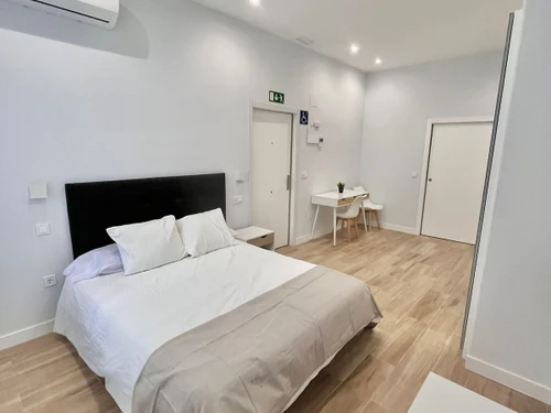 Studio Madrid, studio flat, 2 persons - photo_1011773858093