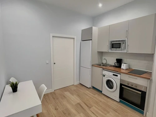 Studio Madrid, studio flat, 2 persons - photo_1011773858093