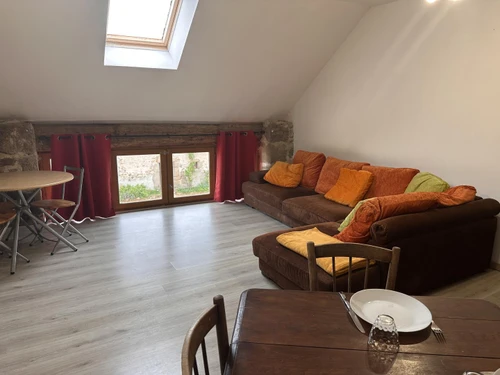 Gîte Saint-Bonnet-de-Four, 2 pièces, 2 personnes - photo_1011695746678