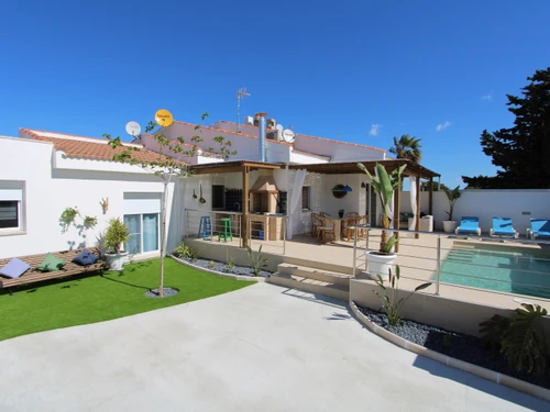 Casa Deltebre, 3 dormitorios, 6 personas - photo_17625909555